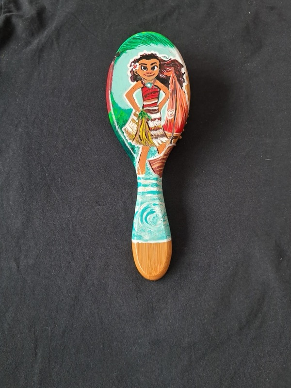 Mysterious Moana Big Comb